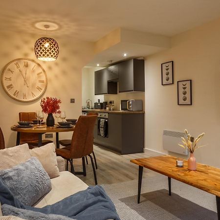 Modern And Cozy Two-Bed Apartment In Bradford Брадфорд Экстерьер фото